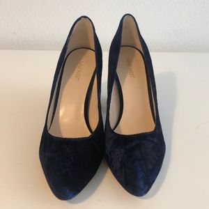 Nine West Blue Suede Pumps